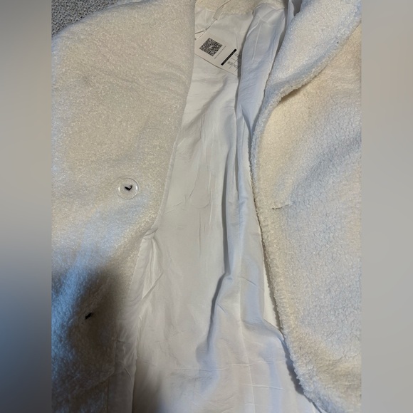 Angashion Long Sherpa Coat - Picture 9 of 9